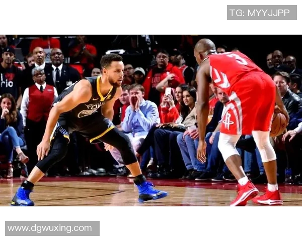 火箭与勇士激战正酣NBA直播精彩瞬间回顾与分析